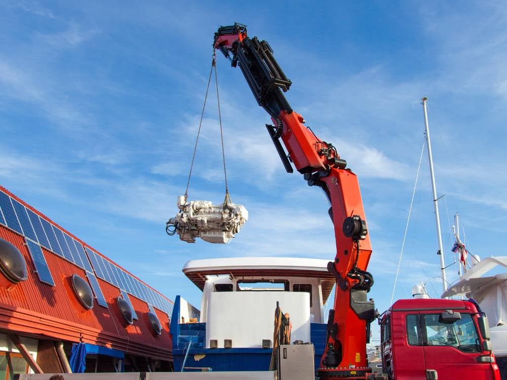 Service, Maintenance & Repair Truck Lift Crane